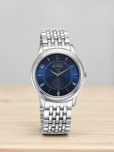 Titan classic analog watch under Rs. 4000 – Father’s Day gift Nepal 2025